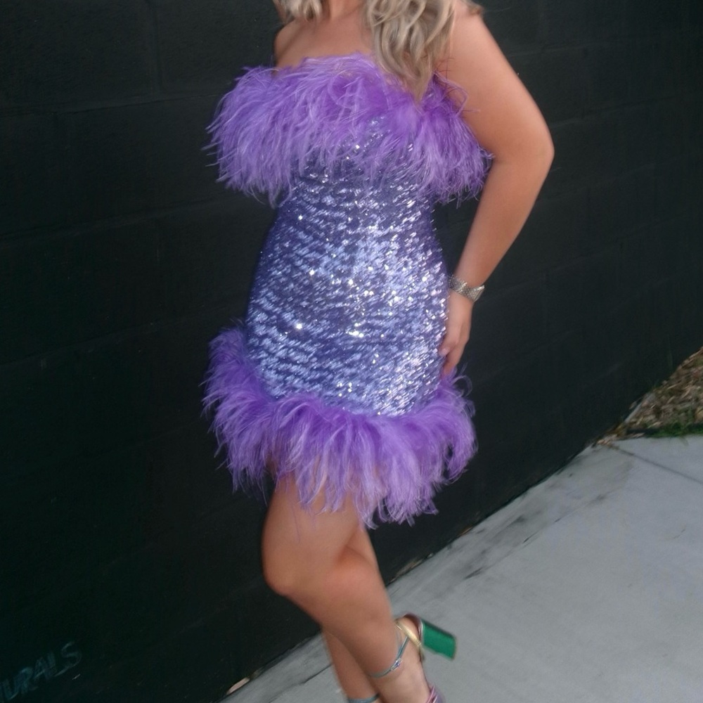 Oseree Purple Sequin Mini Dress with Feather Trim - Picture 4 of 4